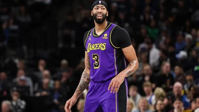 也给他们个 也给他们个