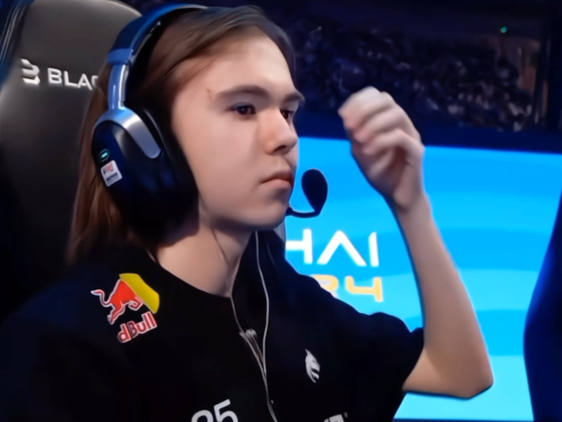 门将需用一 门将需用一